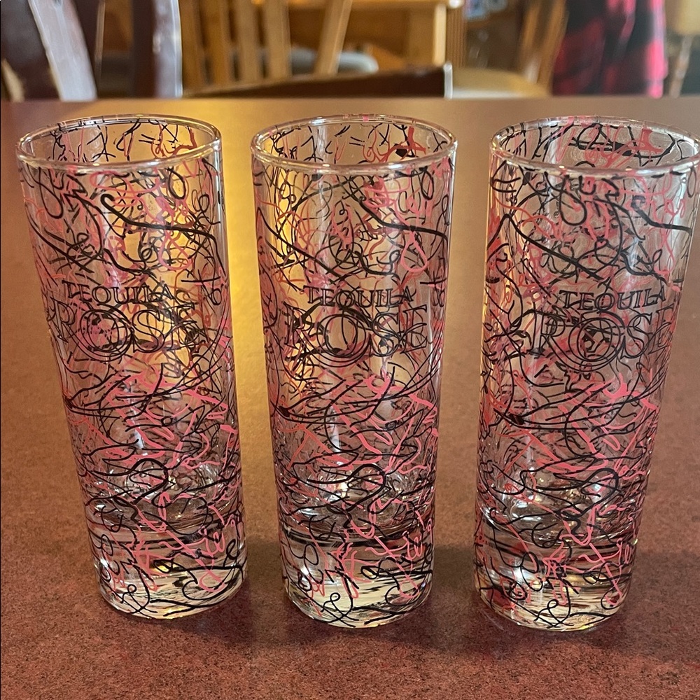 Tequila Rose Shot Glasses Set